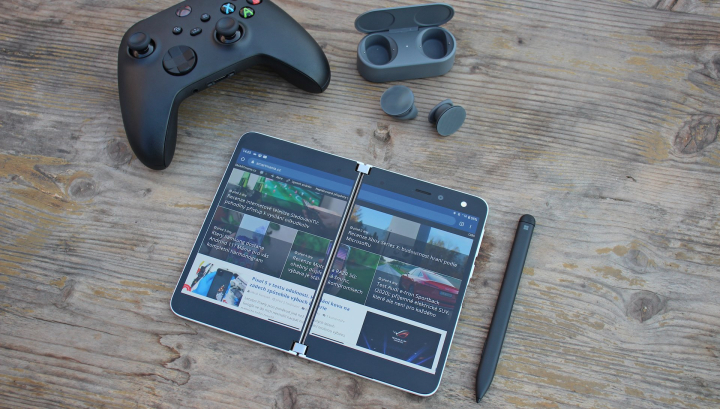 Microsoft sắp ra mắt Surface Duo giá rẻ